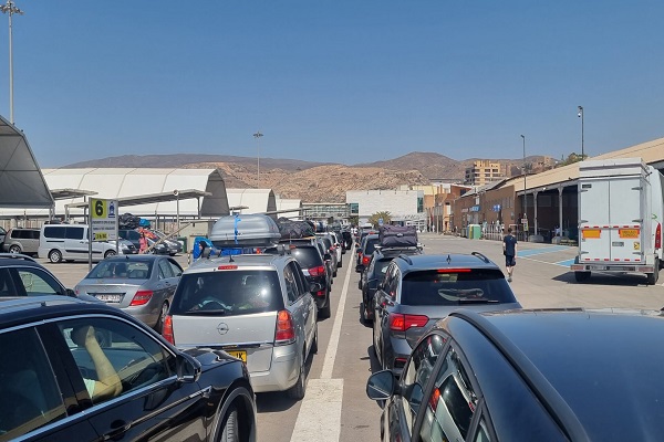 El Puerto de Almería recibe casi 116.000 pasajeros en la OPE en julio