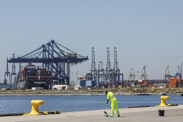 El Puerto de Valencia emprenderá nuevos estudios de viabilidad náutica