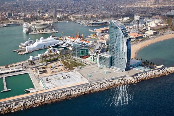 El Puerto de Barcelona avanza en su objetivo de ser un puerto verde