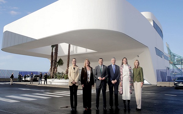 El Puerto de Huelva presenta su nueva terminal de pasajeros del Muelle Sur