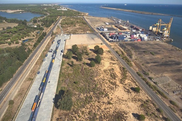 El Puerto de Huelva reformará la vía ferroportuaria 2S2