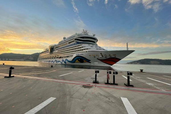 El Puerto de Cartagena inicia la temporada de cruceros este mes
