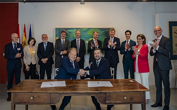 Los Puertos de Bilbao y Ámsterdam crearán un nodo corredor de hidrógeno