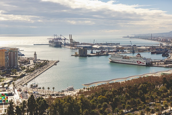 Avance en la digitalización de la gestión y servicios en el Puerto de Málaga