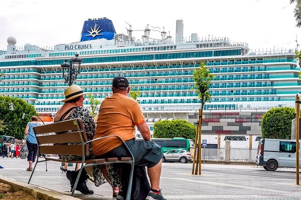 El Puerto de Cádiz bate récord al recibir más de 600.000 cruceristas en 2023